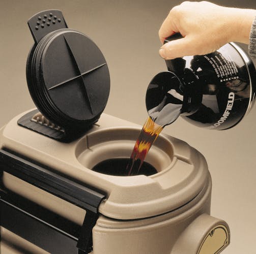 Cambro 250LCD157 Camtainer 2.5 Gallon Coffee Beige Insulated Beverage Dispenser