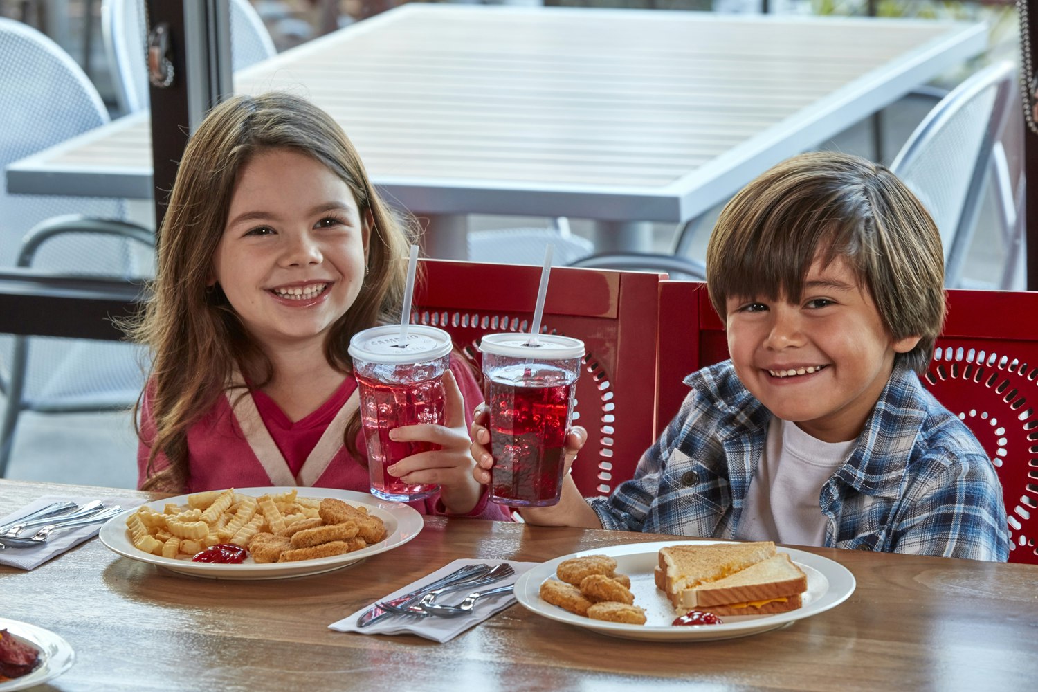 Kids Cups with Lids & Restaurant Kids Cups
